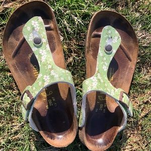 Birkenstock Papillio sandal, Green with flowers.